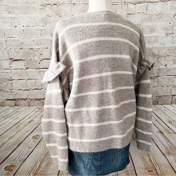 Dreamers striped ruffle sleeve sweater - Picture 4 of 6